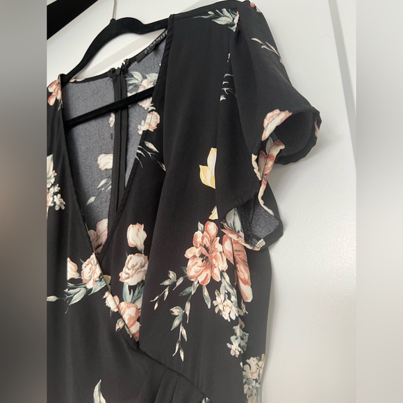 DYNAMITE | Floral Maxi Dress M - Picture 5 of 7